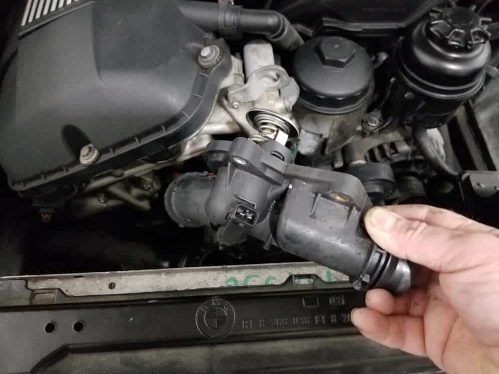 See B3904 in engine